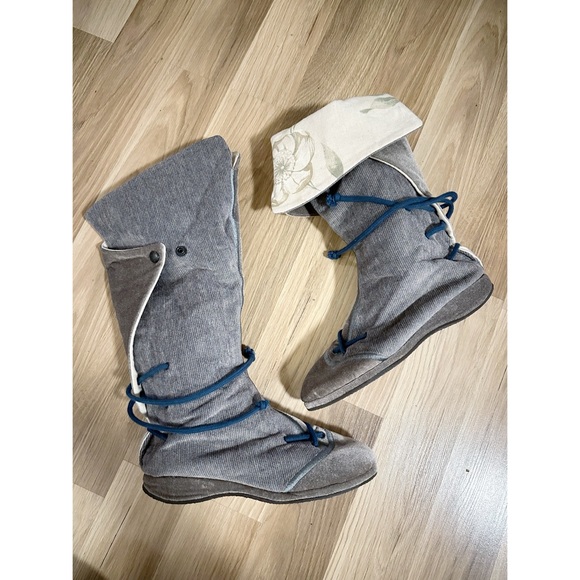 Handmade South African designed and constructed women boots - Picture 12 of 15